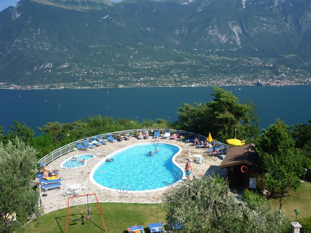 Residence Hotel Maxi Limone sul Garda Exterior photo