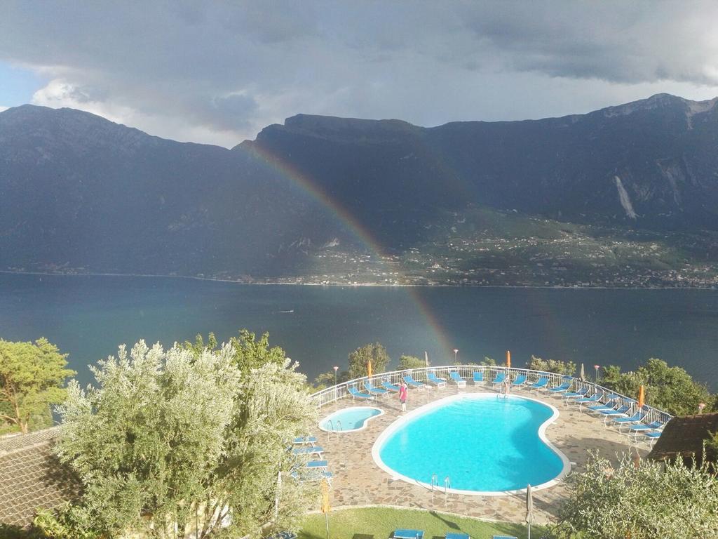 Residence Hotel Maxi Limone sul Garda Exterior photo